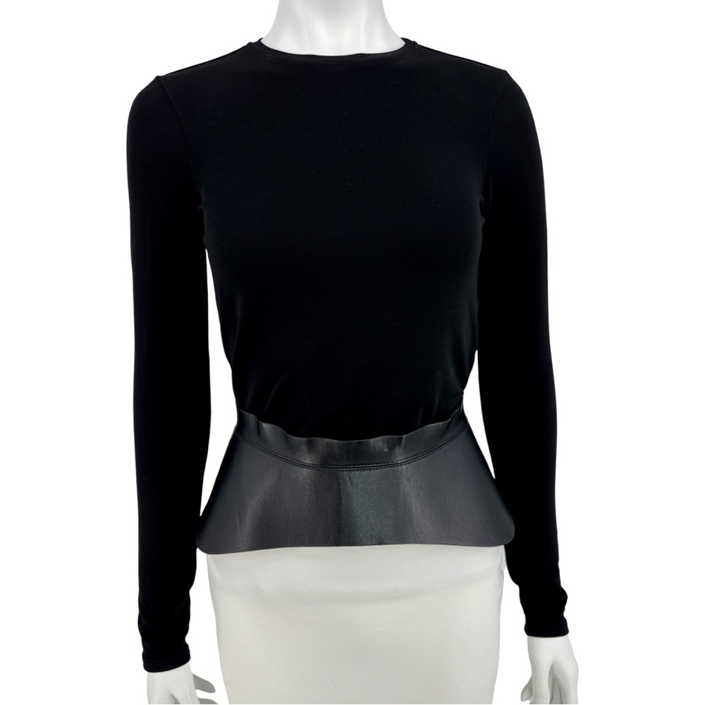 BcbgMaxAzria Corsage Size XS, PU Waist Black Leather Belt with Goldtone Hardware
